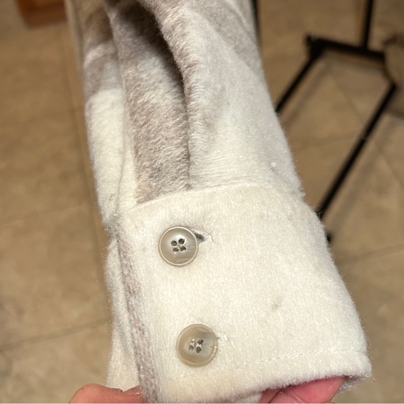 Cardigan jacket heavy sweater . 13% wool - Picture 2 of 4